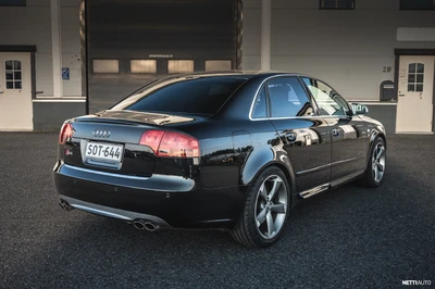 Audi S4 2007, kuva 2/21