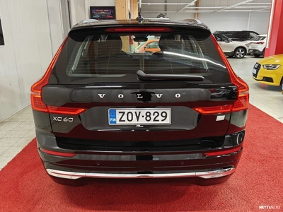 Volvo XC60 2023, photo 4/34