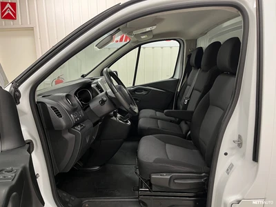 Renault Trafic 2020, photo 7/28