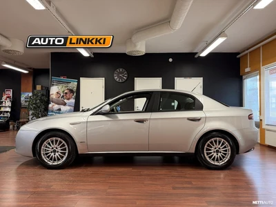 Alfa Romeo 159 2005, photo 2/10