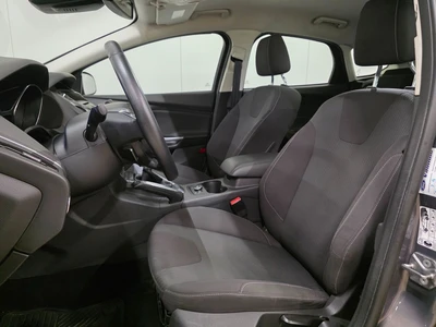 Ford Focus 2011, photo 7/14