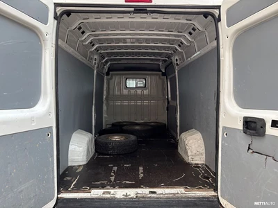 Peugeot Boxer 435 L4H2 BlueHDi 130 2018, photo 7/20