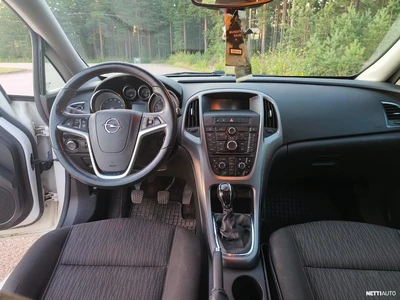 Opel Astra 2014, kuva 7/11
