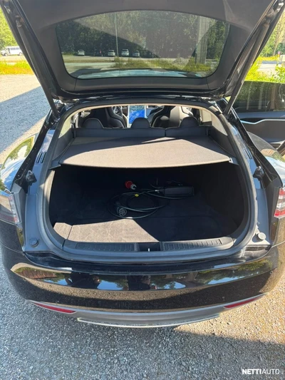 Tesla Model S 2014, kuva 5/10