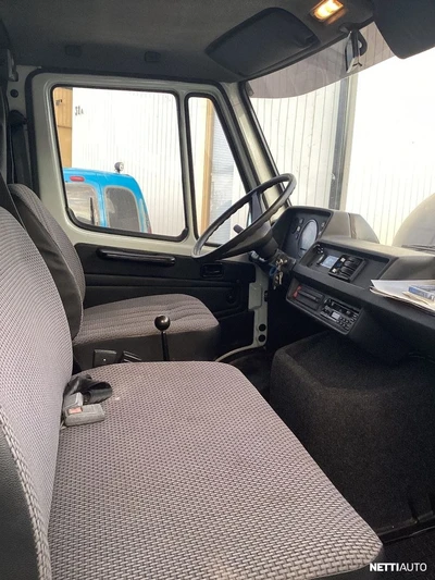 Mercedes-Benz 209 209D 1987, photo 1/5