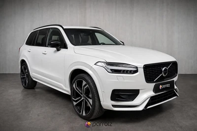 Volvo XC90 B5 AWD M-HEV Plus Dark 2023, photo 2/6