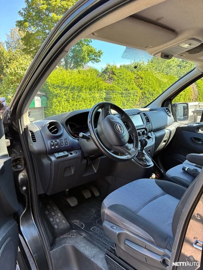 Opel Vivaro 2016, photo 7/17