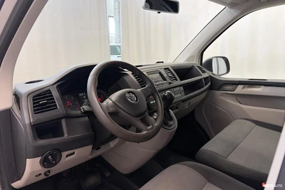 Volkswagen Transporter 2019, photo 7/12