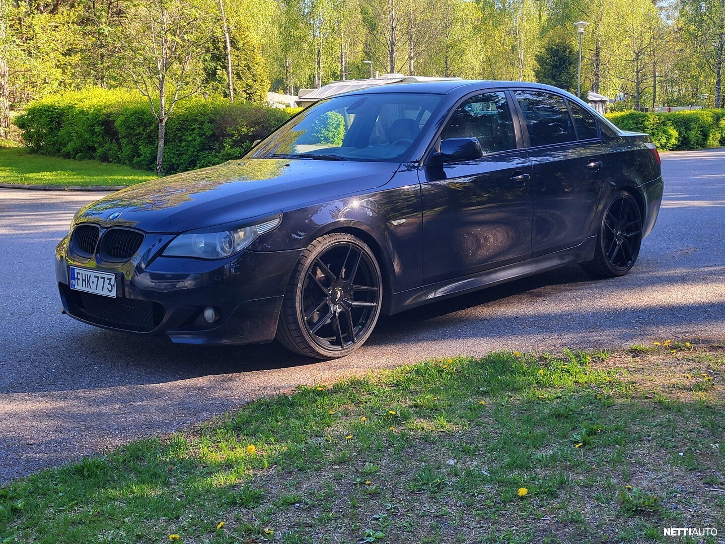 BMW 525