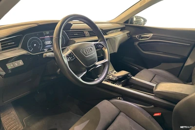 Audi e-tron 2023, photo 3/3
