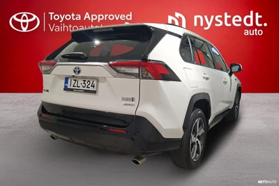 Toyota RAV4 Plug-In 2021, photo 7/36