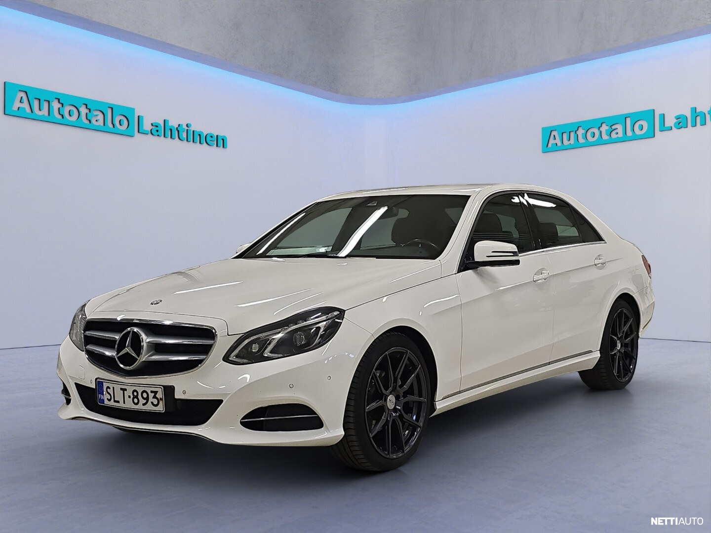 Mercedes-Benz E
