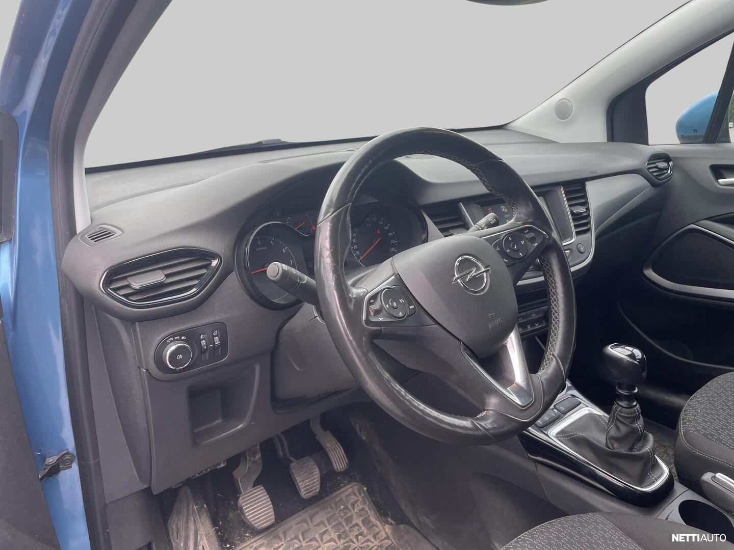 Opel Crossland X 2018, kuva 4/5