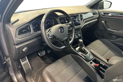 Volkswagen T-Roc 2020, photo 3/3