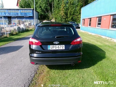 Ford Focus 2012, photo 3/10