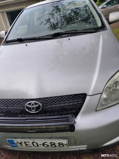 Toyota Corolla 2002, photo 3/4