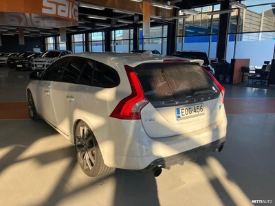 Volvo V60 T4 R-Design 2016, kuva 2/6