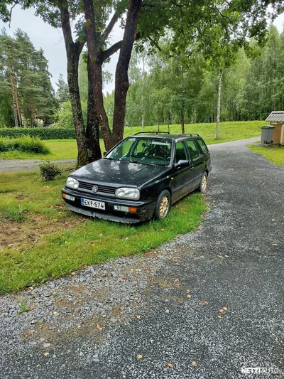 Volkswagen Golf 1,6 5d 1997, kuva 2/7