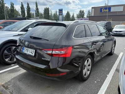 Skoda Superb 2019, kuva 3/5