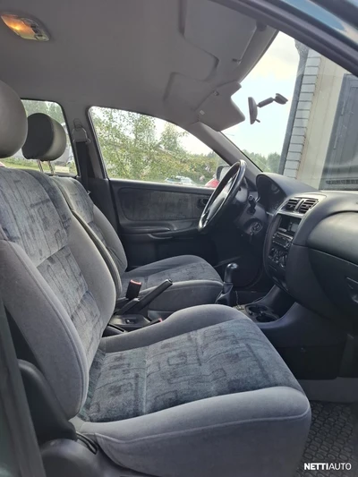 Mazda 626 1999, kuva 4/10