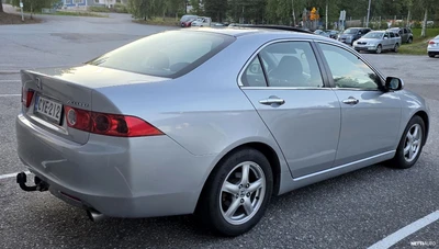 Honda Accord 2004, kuva 7/10