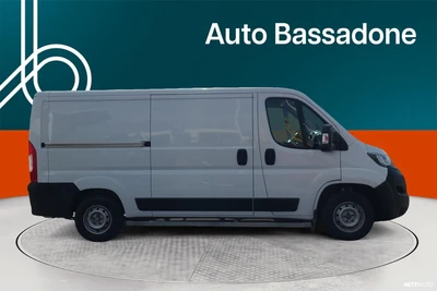 Peugeot Boxer L2H1 335 BlueHDi 120 S&S 2023, photo 6/24