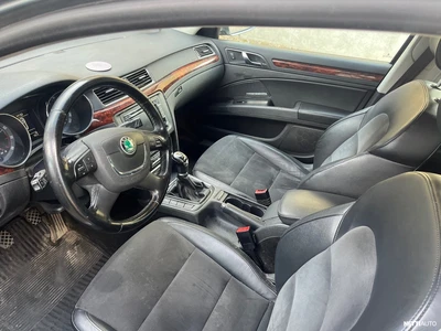 Skoda Superb Combi 1,8 TSI Elegance 2010, photo 7/24