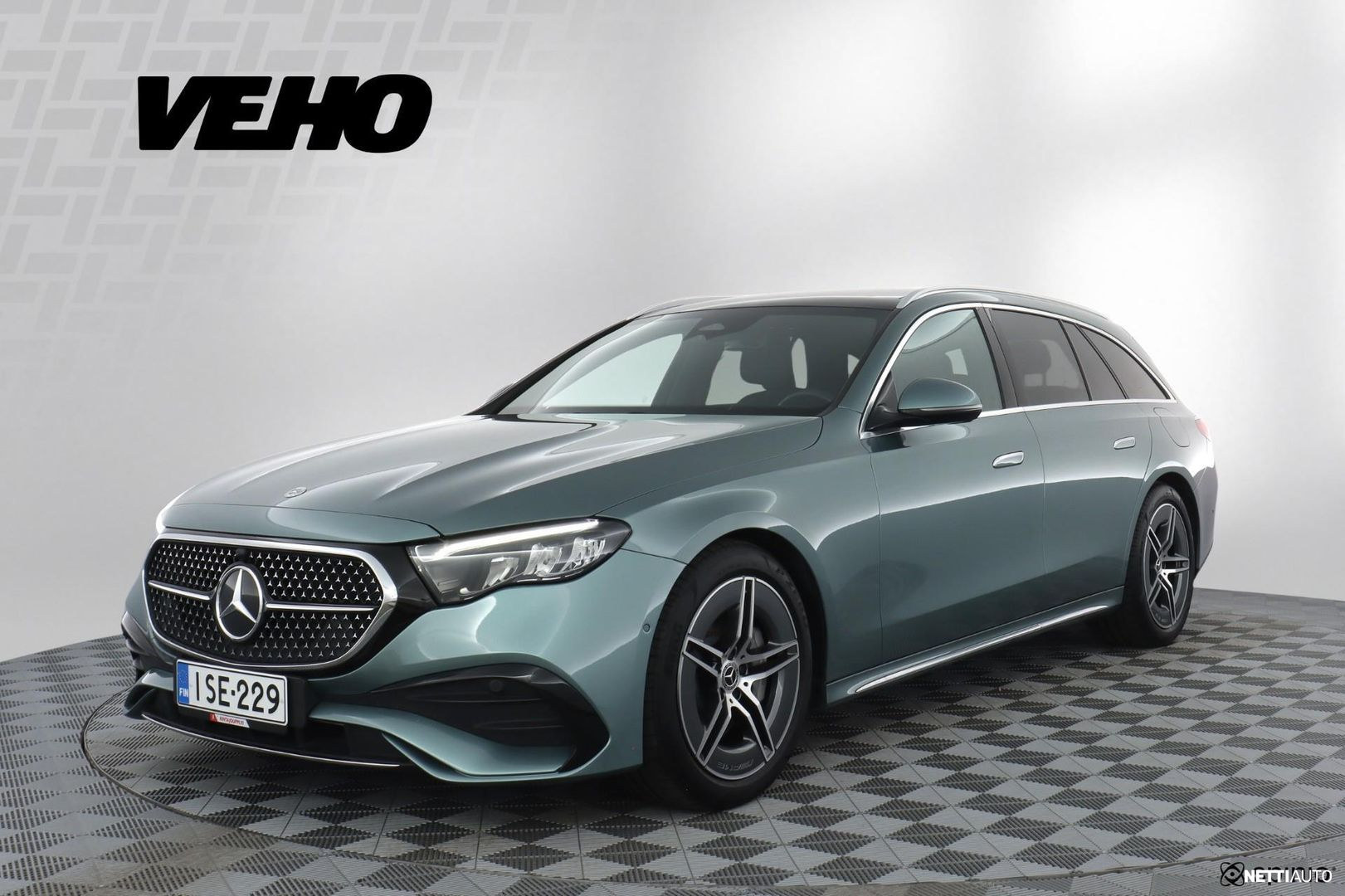 Mercedes-Benz E