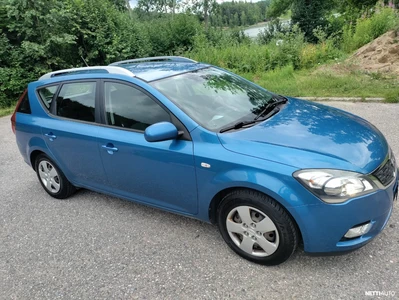 Kia Ceed 1,6 ISG EX SW EcoDynamics 2010, kuva 4/24