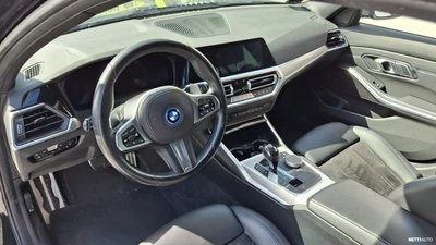 BMW 330 2022, kuva 4/7