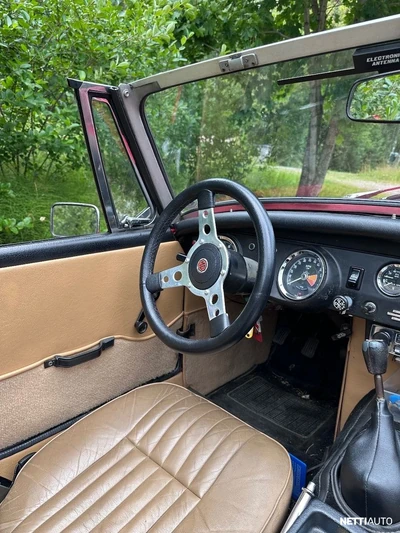 MG Midget 1974, kuva 3/7