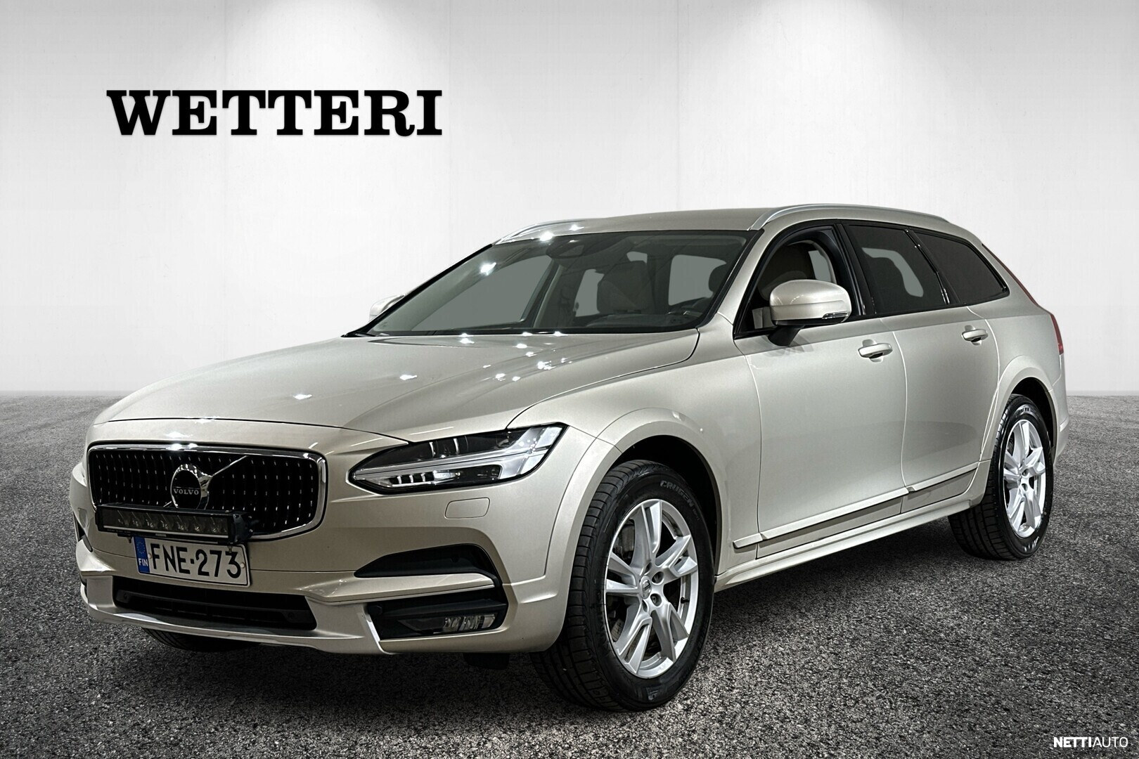 Volvo V90 Cross Country