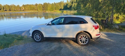 Audi Q5 2,0 TDI (DPF) S tronic Business 2010, kuva 3/6