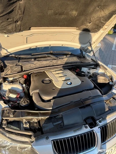 BMW 325 2007, photo 6/9