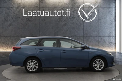 Toyota Auris 2016, photo 5/27