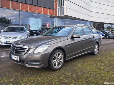 Mercedes-Benz E 2012, photo 3/12