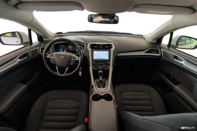 Ford Mondeo 2018, photo 7/23