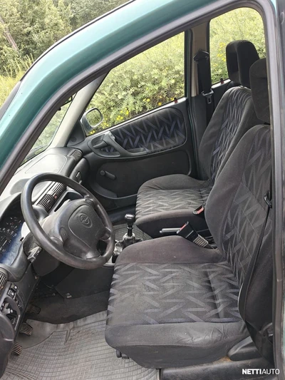 Opel Astra 1996, photo 7/11