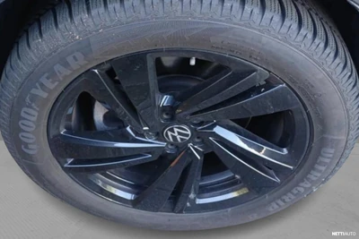 Volkswagen Touareg 2022, photo 6/7