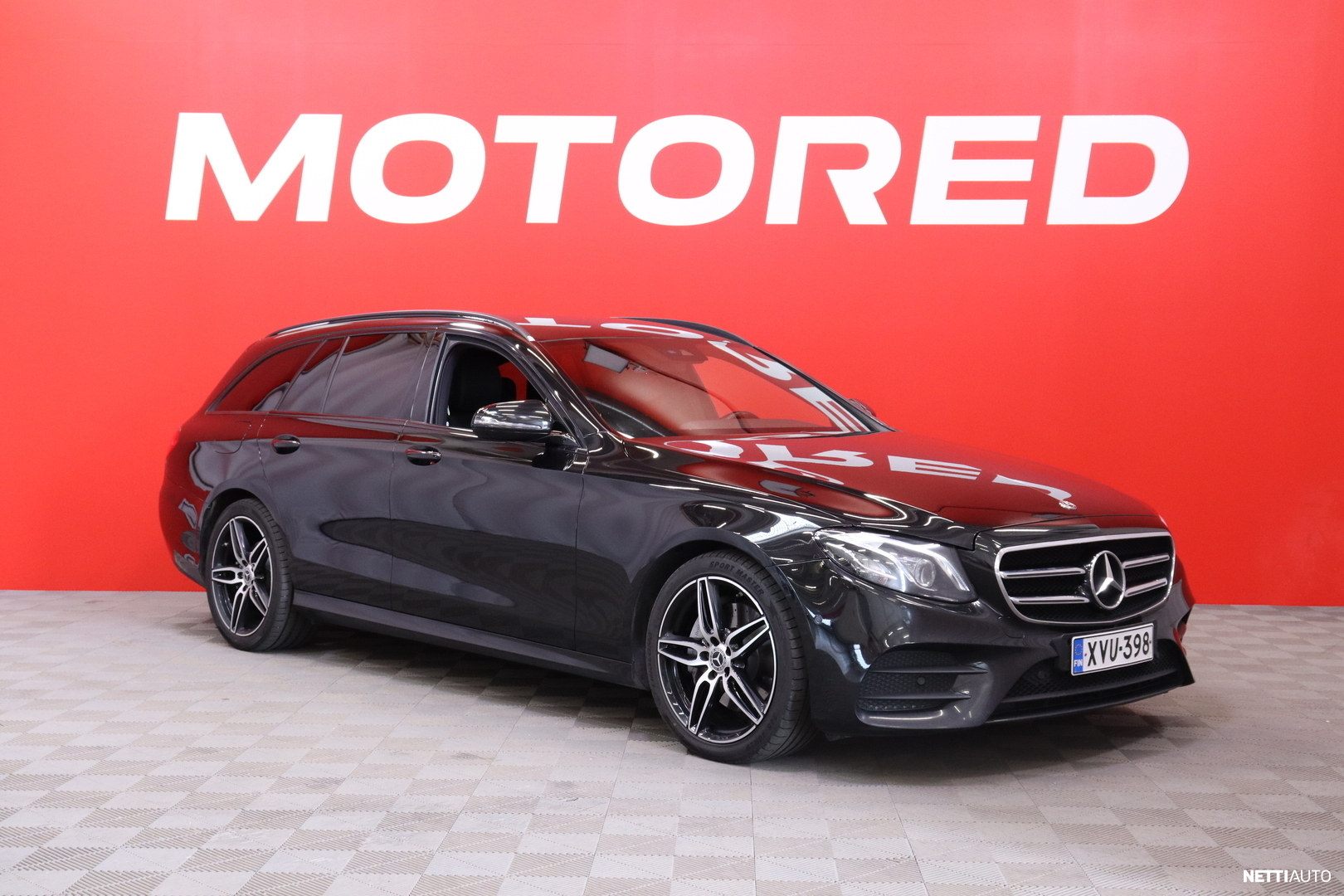 Mercedes-Benz E