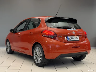 Peugeot 208 2016, kuva 6/18