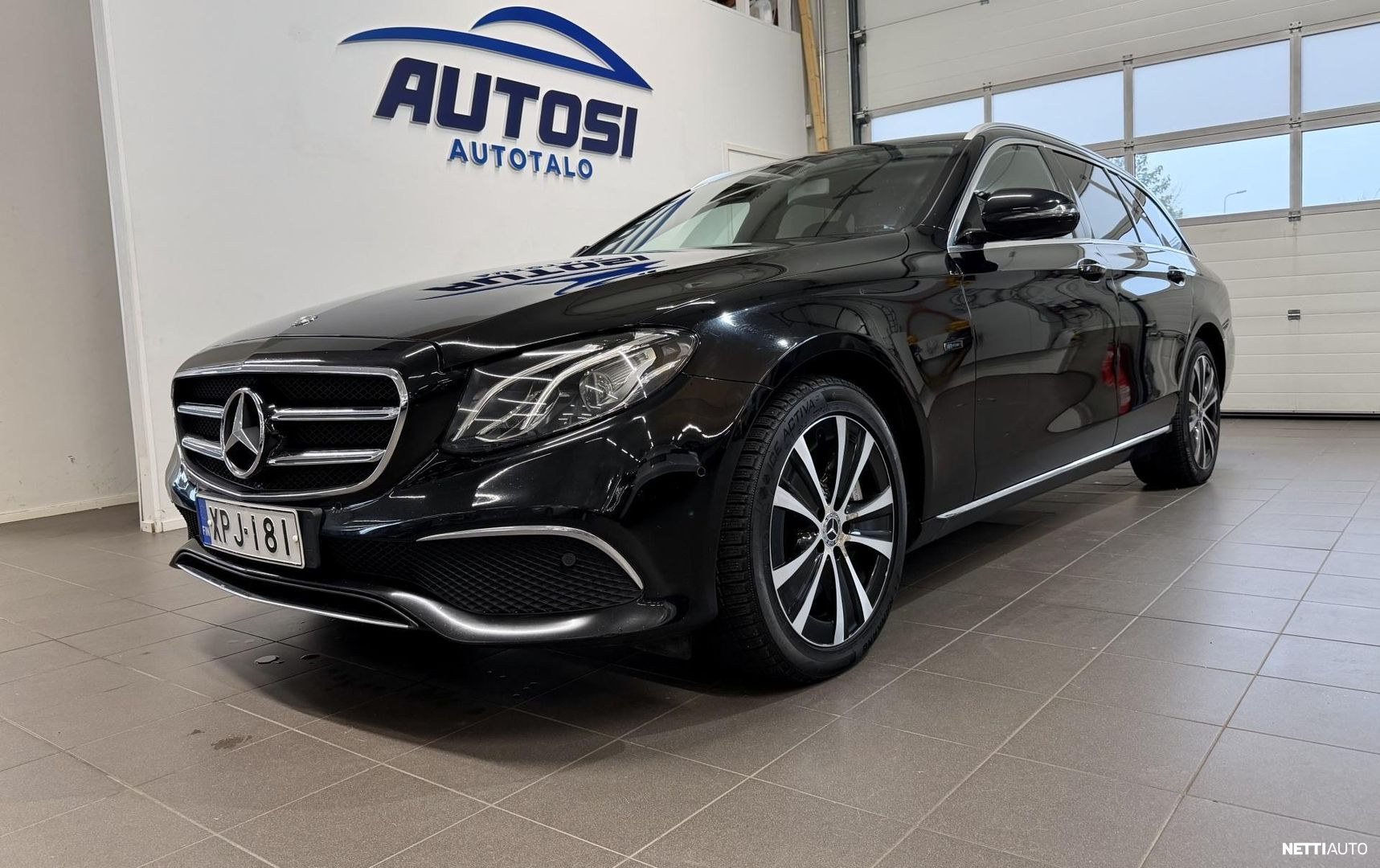 Mercedes-Benz E