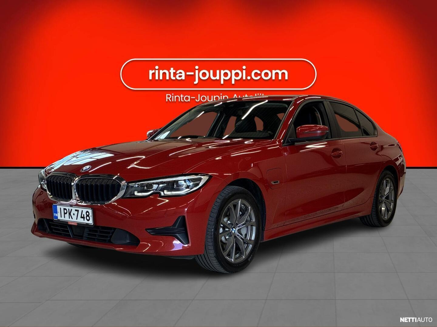 BMW 330