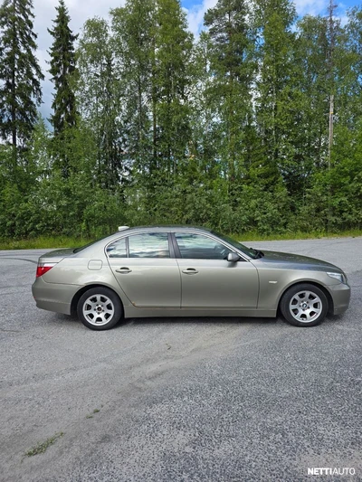 BMW 530 2003, photo 6/11