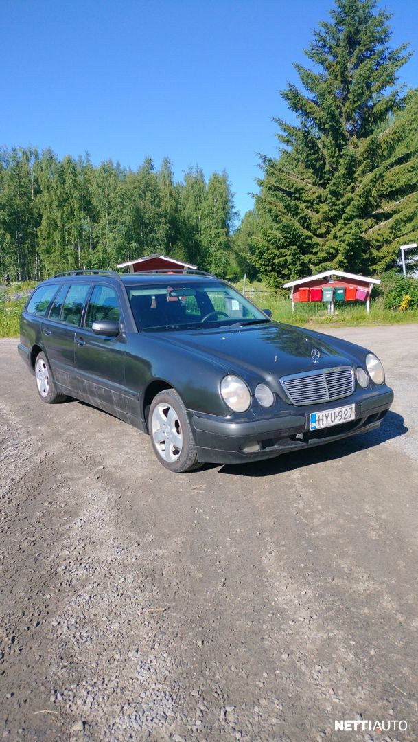 Mercedes-Benz E