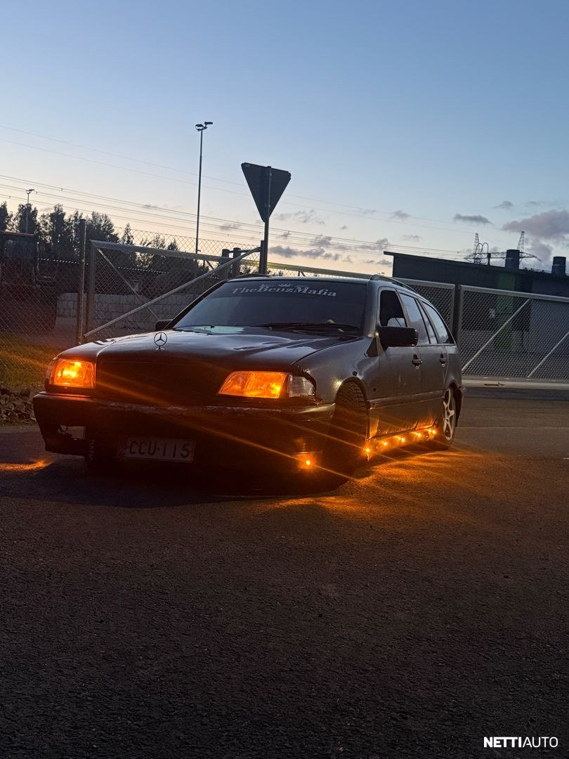 Mercedes-Benz 180