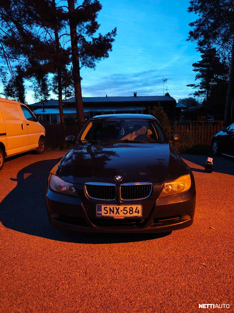 BMW 320