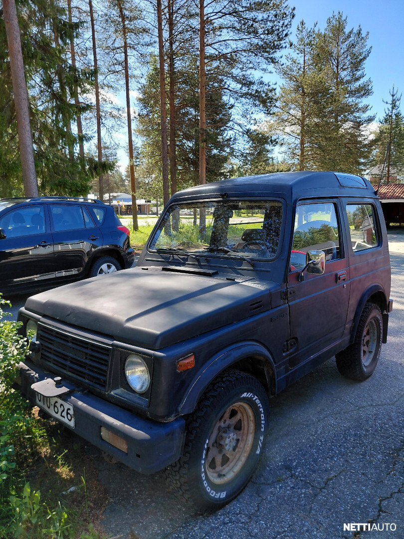 Suzuki SJ413