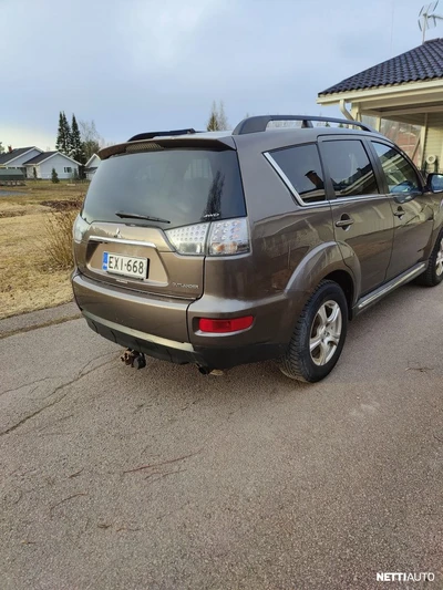 Mitsubishi Outlander 2011, kuva 2/22
