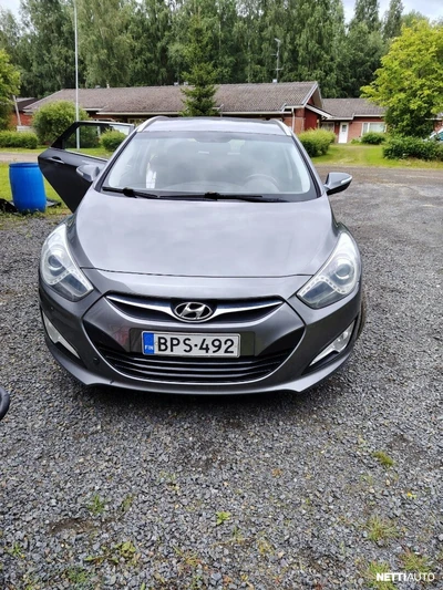 Hyundai i40 2012, kuva 1/14
